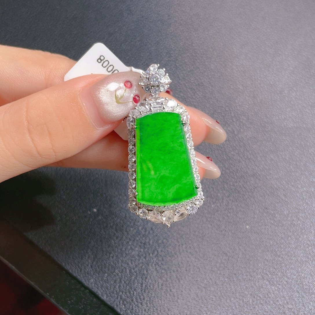 翡翠吊坠(不含链)未镶嵌