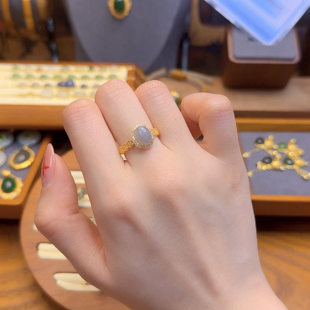 和田玉戒指银S925镀金镶嵌