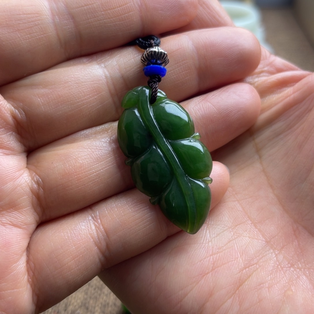 和田玉吊坠(不含链)未镶嵌