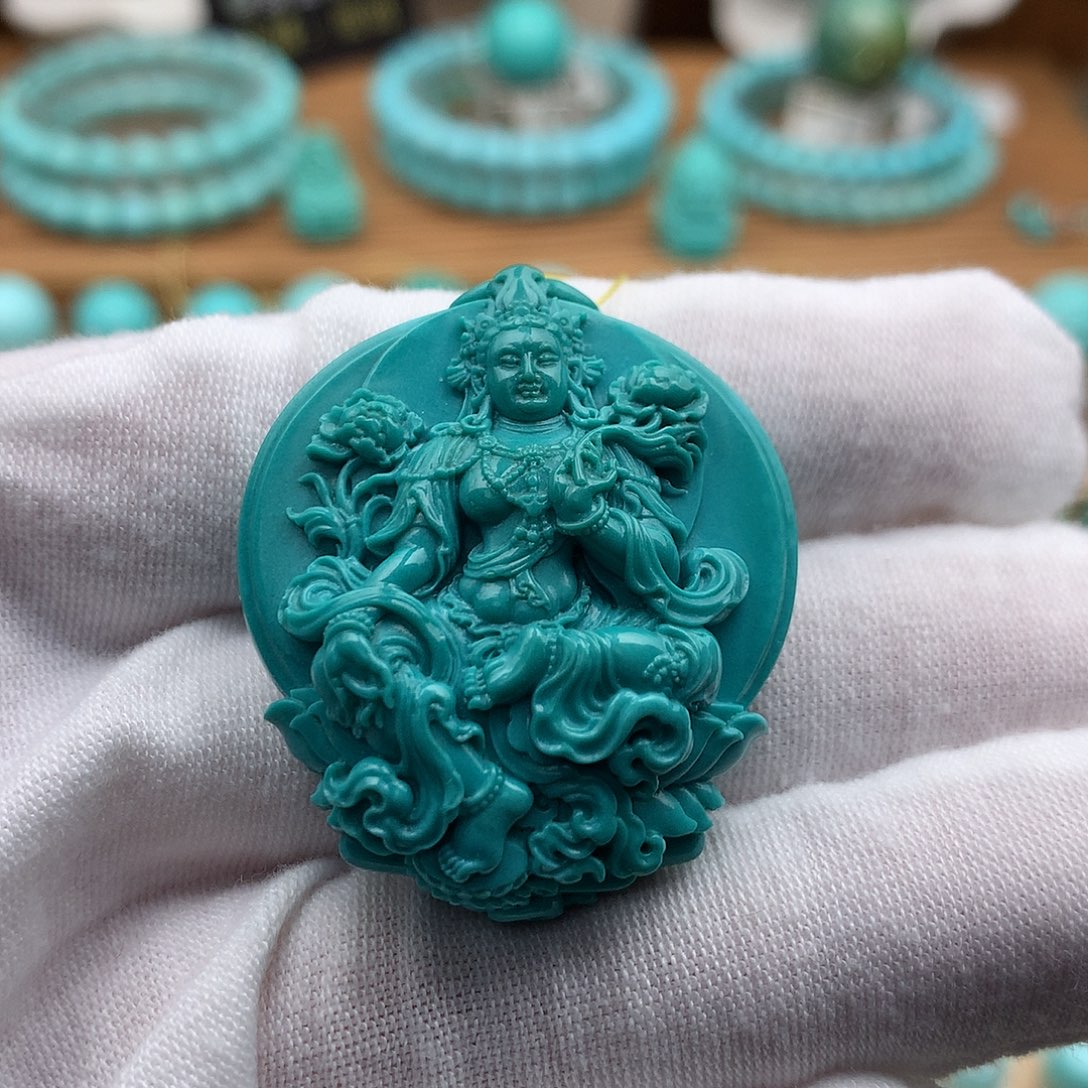 绿松石未镶嵌珠宝奇石