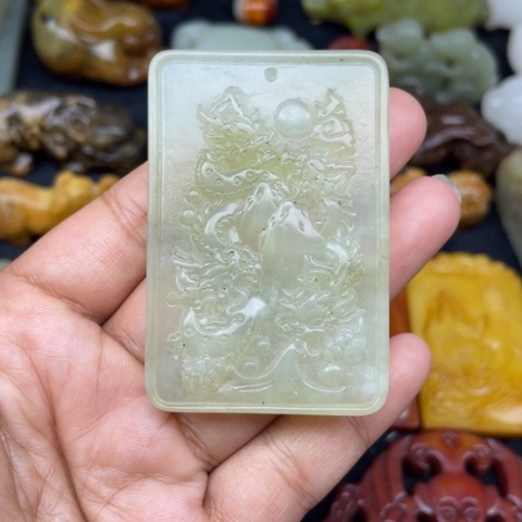 蛇纹石玉未镶嵌颈饰10