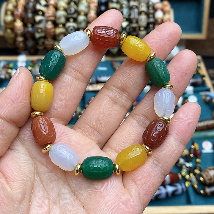 玛瑙/玉髓颈饰合金