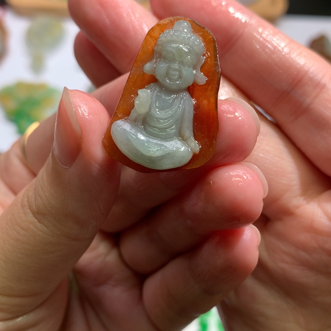 定制翡翠未镶嵌宝宝佛