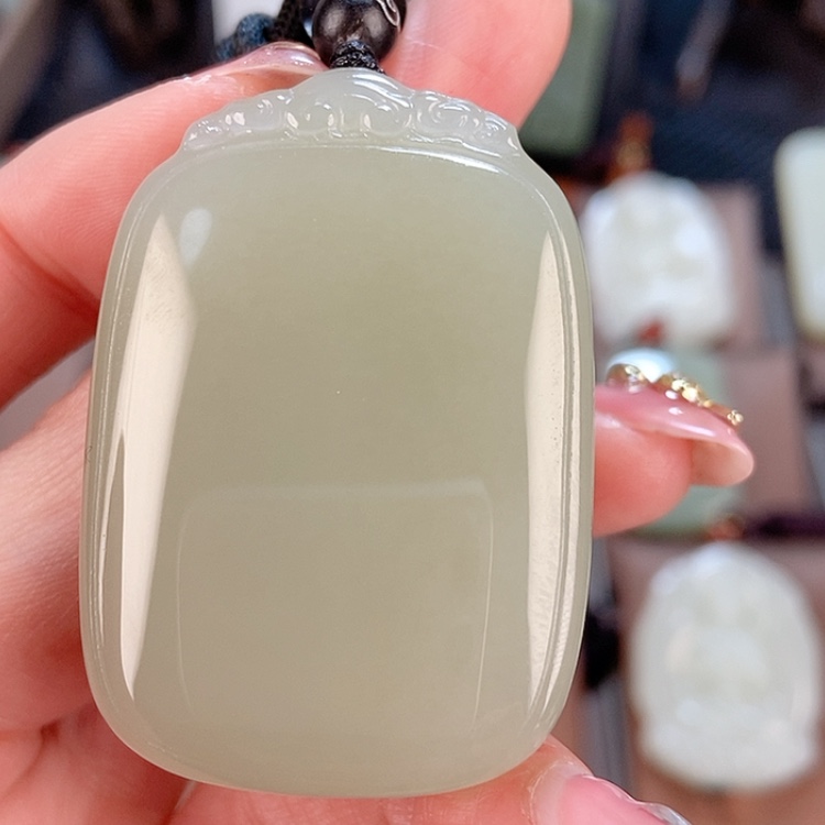 【闪购商品】和田玉颈饰未镶嵌