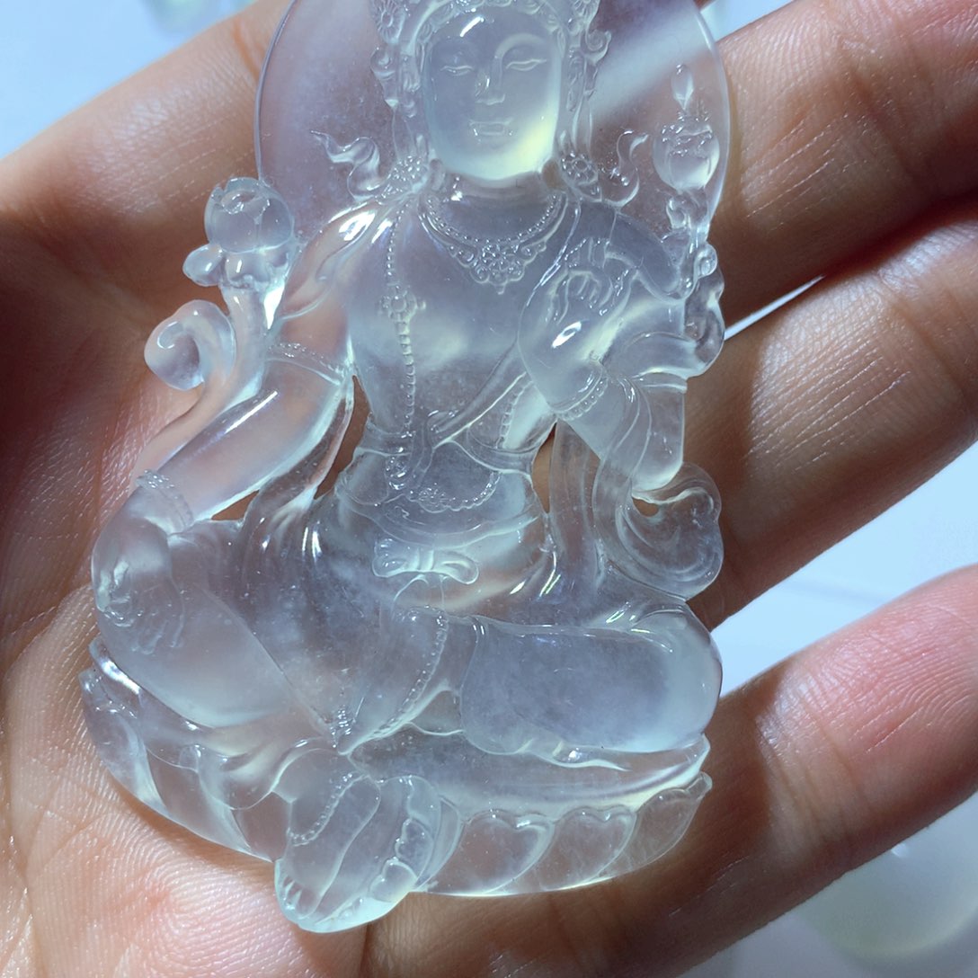 翡翠颈饰未镶嵌天然翡翠度母