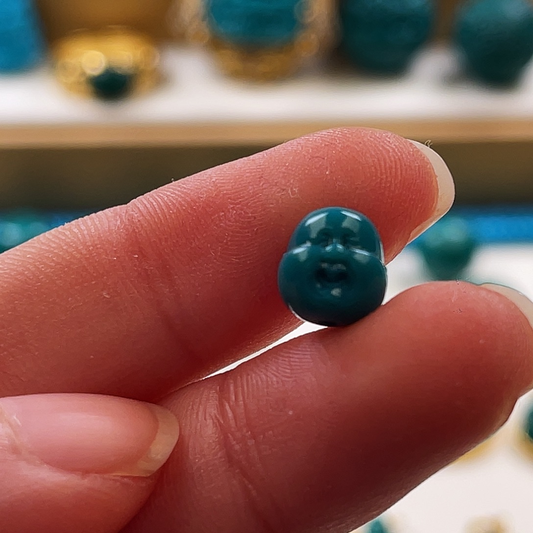 绿松石未镶嵌把件