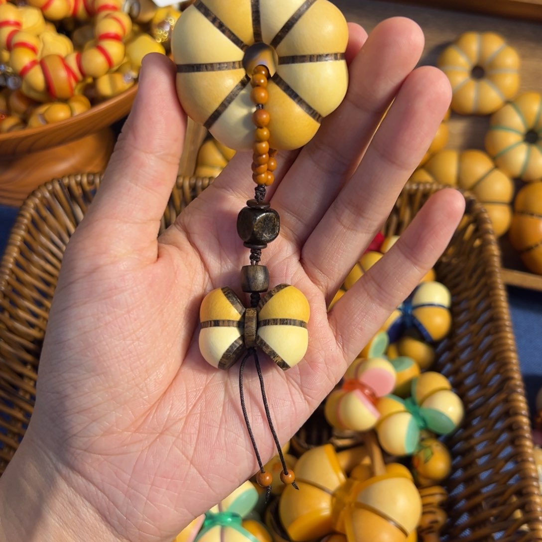 逃****?。。。。。。。。。。。