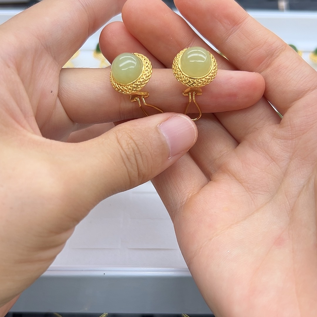 银S925镶嵌和田玉耳饰旖***木
