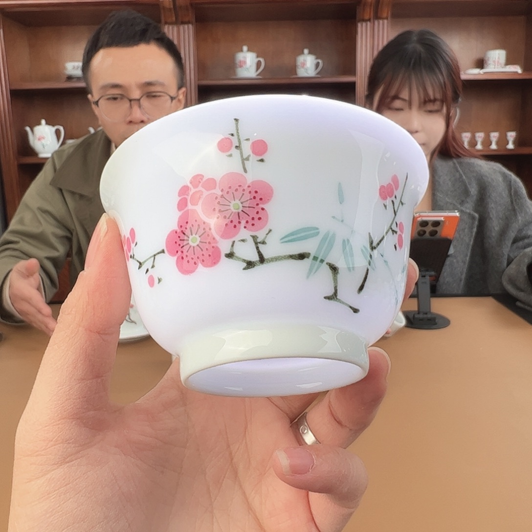 瓷翠竹红梅精品撇口杯