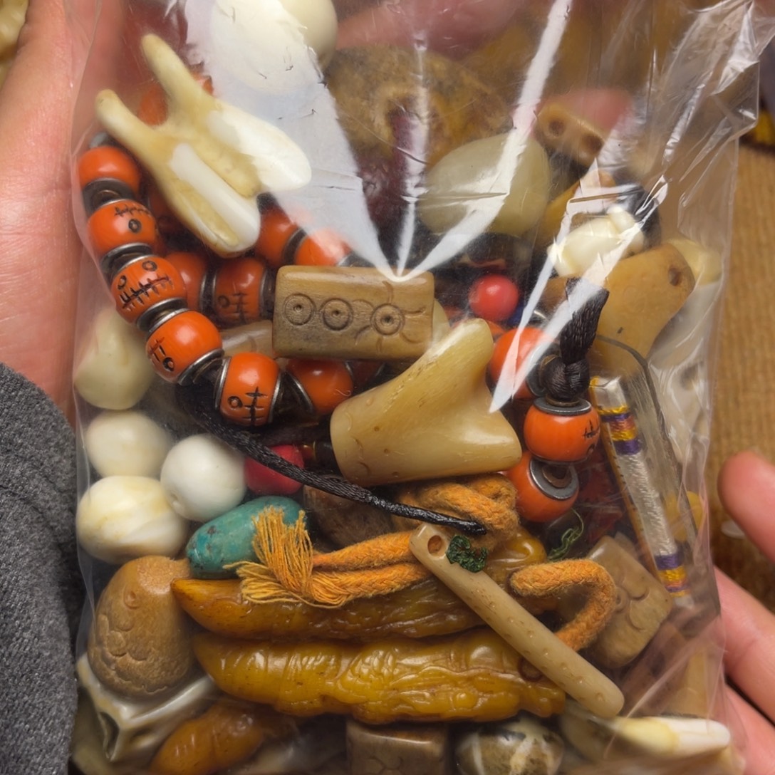 幻***城大叶紫檀（黑酸枝木类）