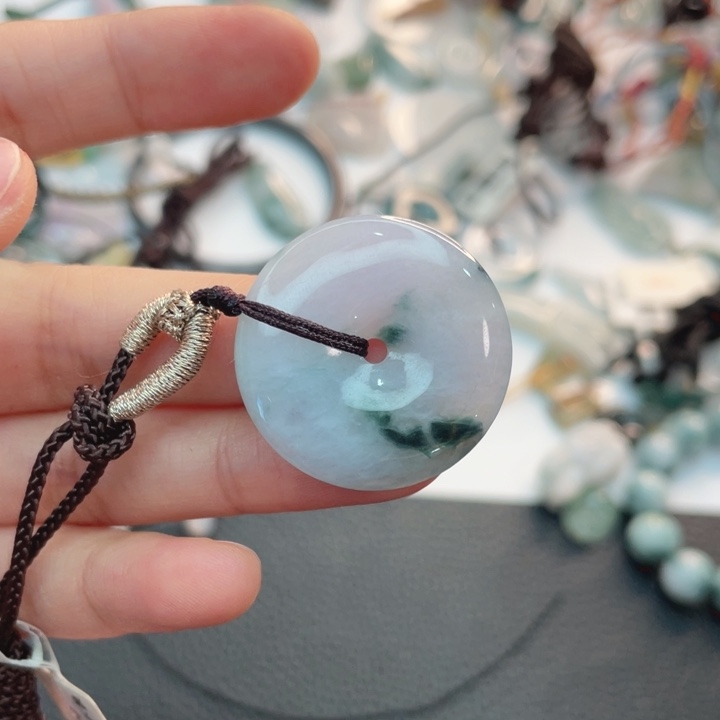 亭***子翡翠未镶嵌颈饰A货翡翠不退不换