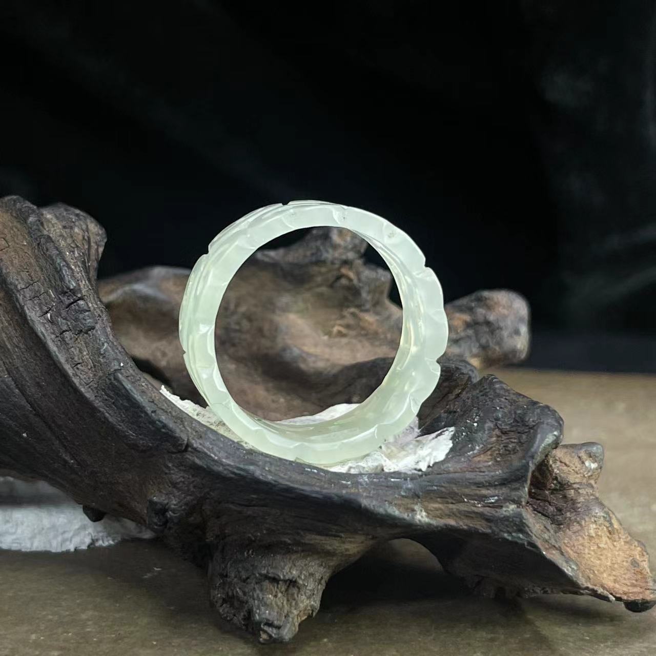 A668 和田玉戒指 FL3215010