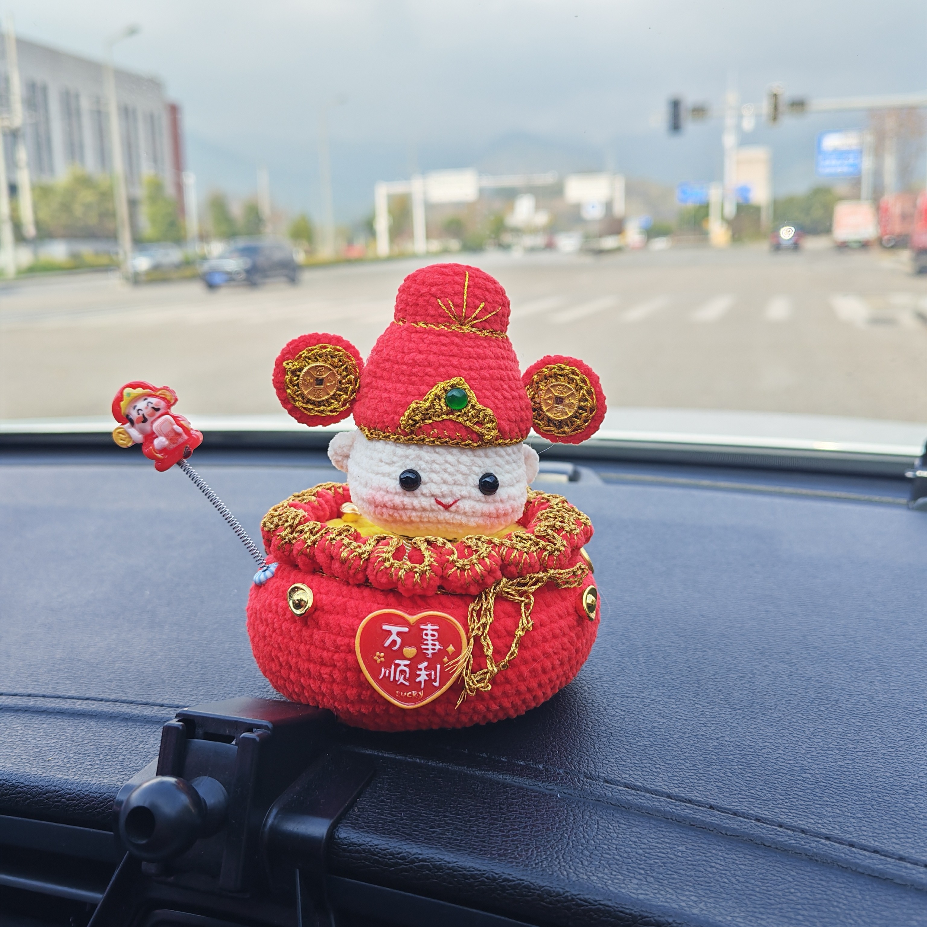 汽车摆件财神双面摇摇乐成品，纯手工