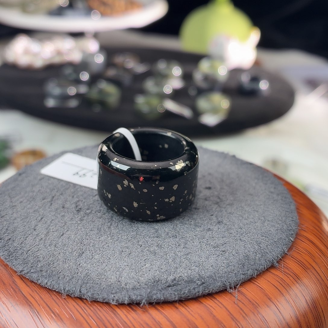 和田玉未镶嵌戒指b119洒金圆切16.9不退换