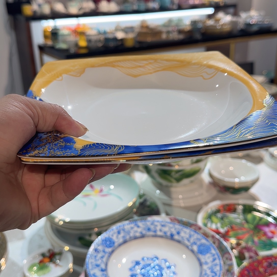 骨瓷骨瓷珐琅彩工艺