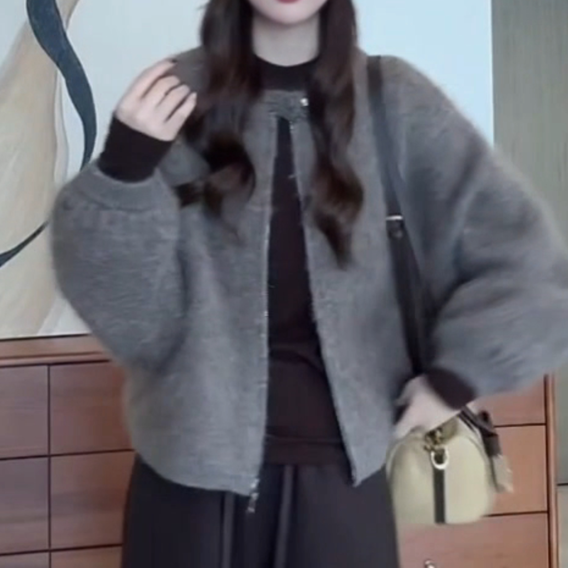 冬季新款温柔氛围感宽松开衫一粒扣百搭设计感保暖加厚毛衣外套女