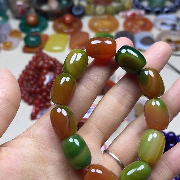 相***缘玛瑙/玉髓未镶嵌颈饰