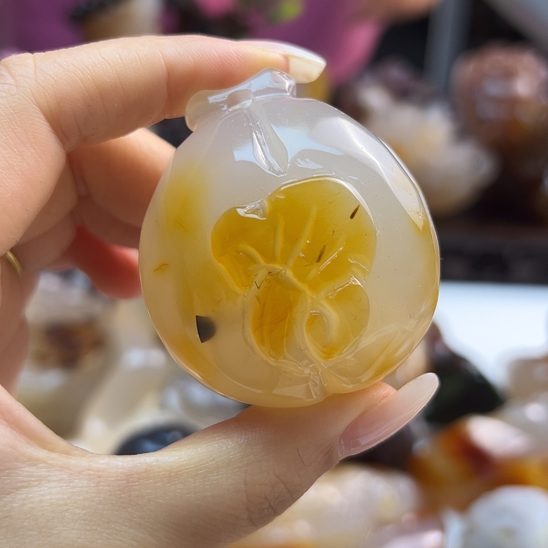 玛瑙/玉髓未镶嵌颈饰