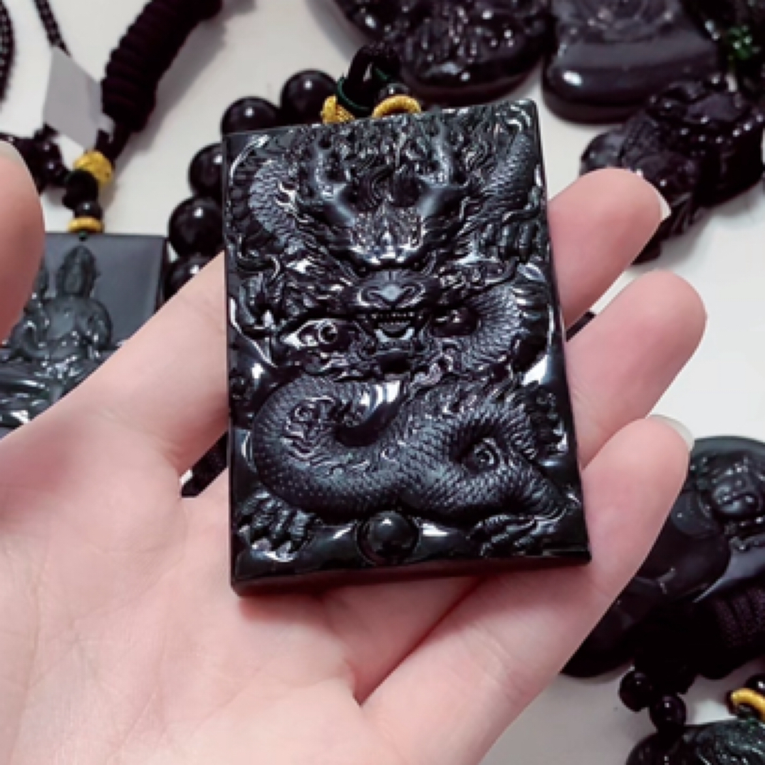 纯天然A货翡翠吊坠