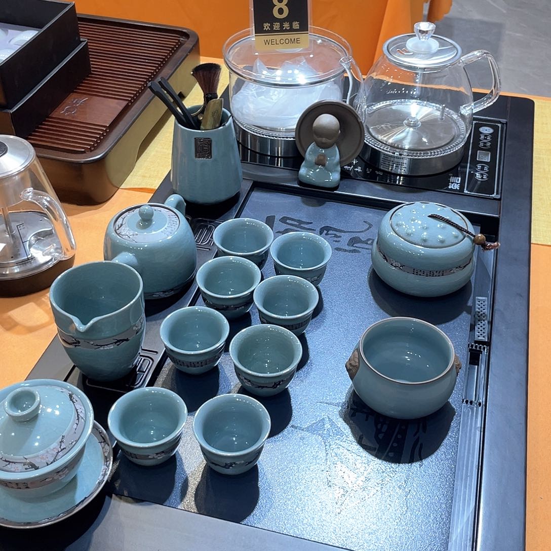 茶盘茶盘茶杯茶杯茶壶茶杯