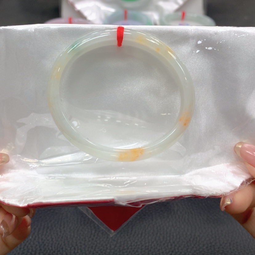 【闪购商品】翡翠手镯未镶嵌翡翠