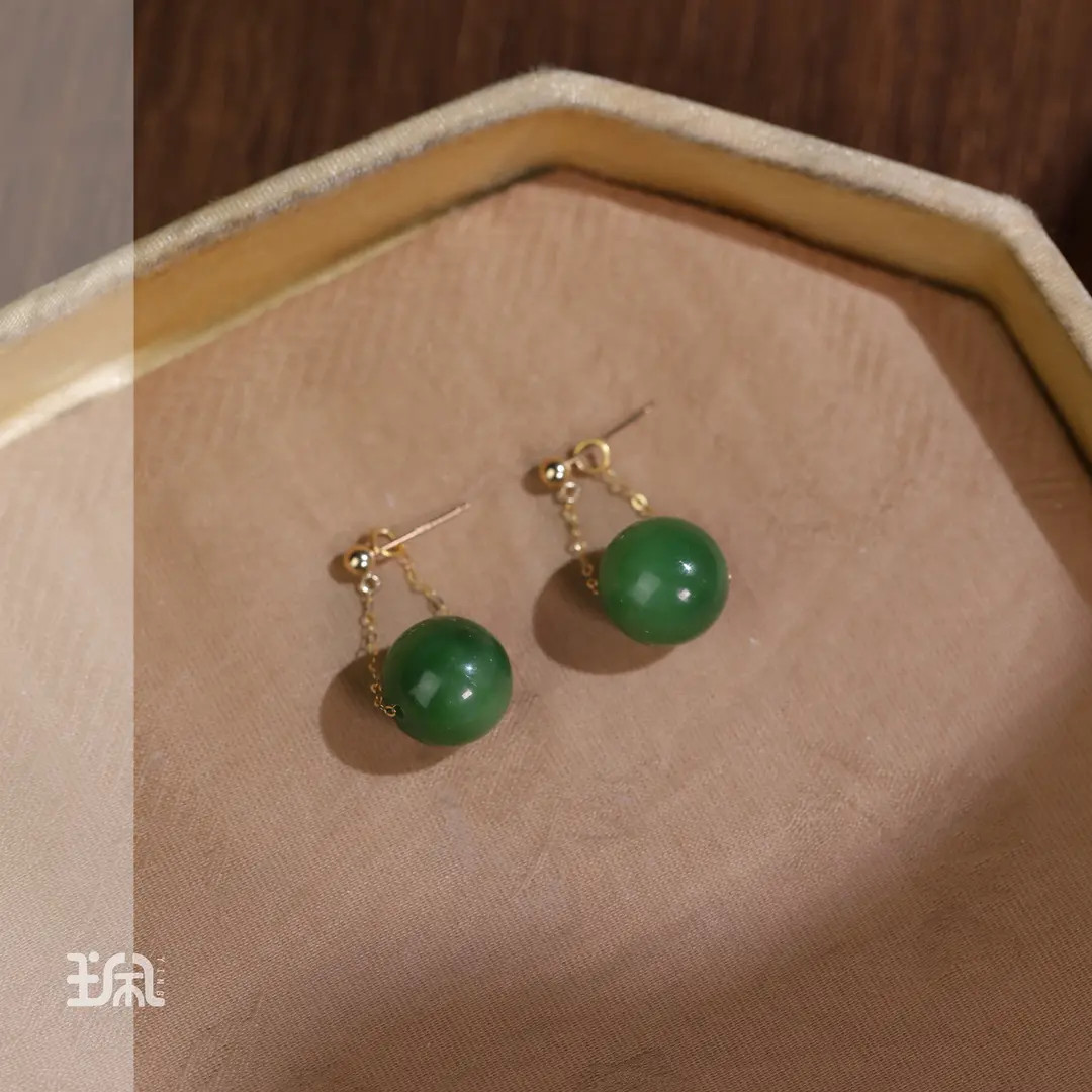 青葡提|和田玉*耳钉*18K金镶嵌YJA25021217多样性发其一（P）