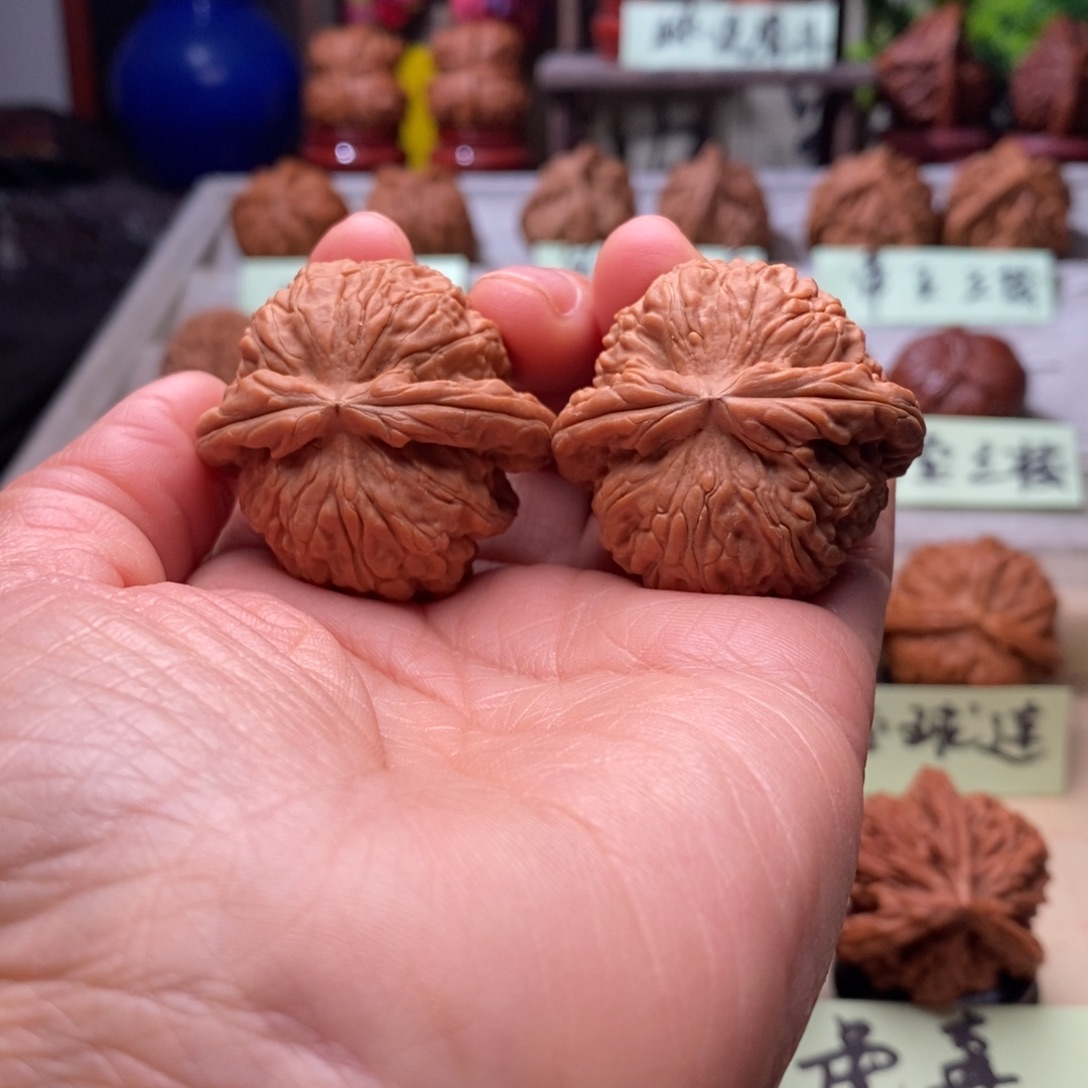 麦***刚把件文玩核桃南瓜白