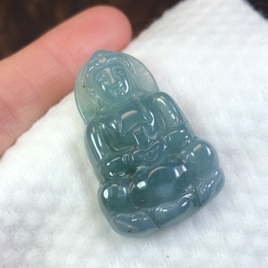 翡翠未镶嵌颈饰缅甸A货，每天下午1点半开播