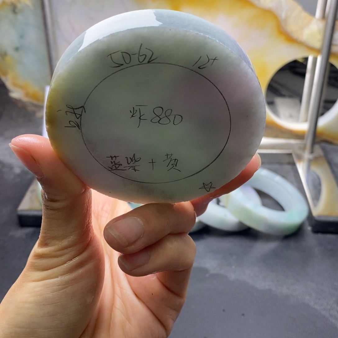 定制翡翠正未镶嵌