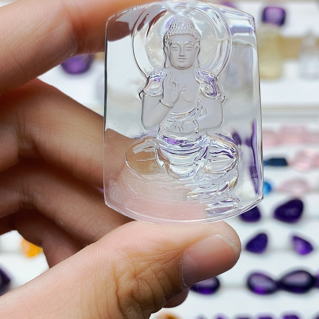 水晶阿弥陀佛雕刻件未镶嵌