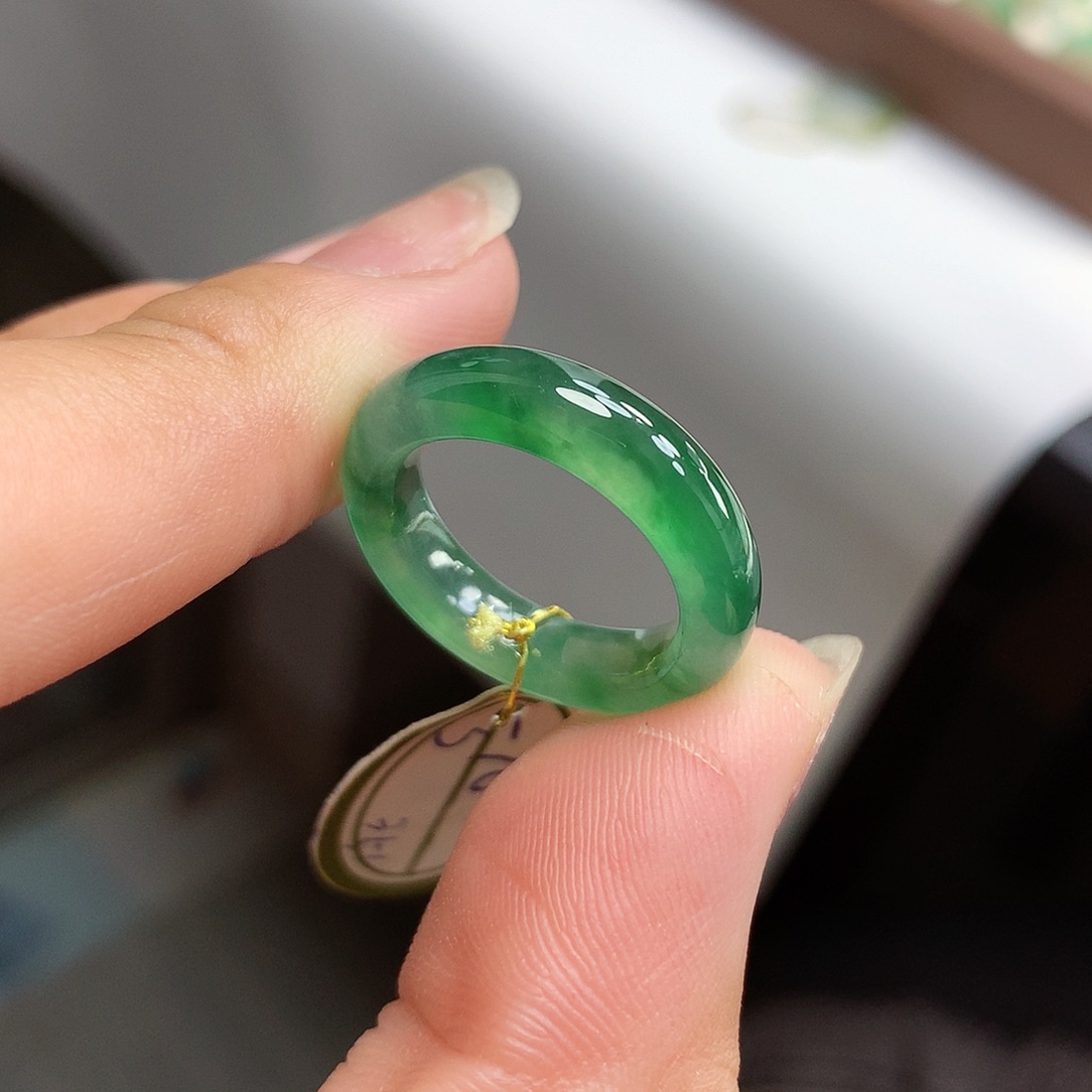 翡翠戒指未镶嵌R***a14号