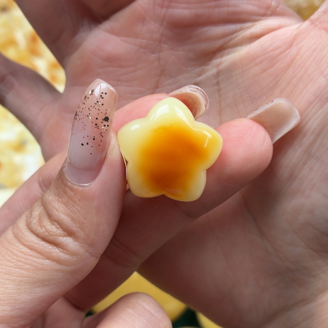 琥珀未镶嵌裸石蜜蜡