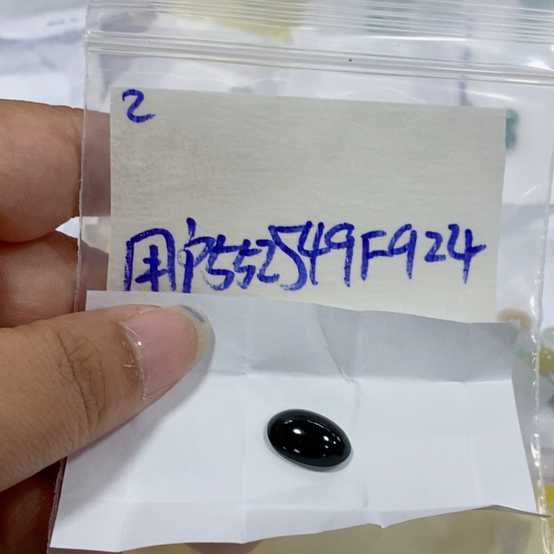 用***5未镶嵌定制翡翠不