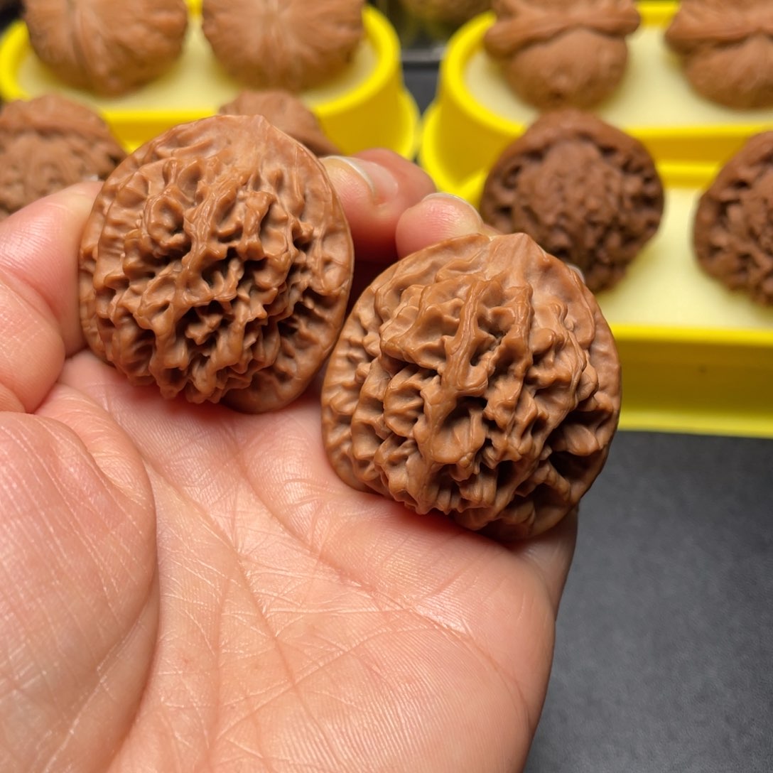 【闪购商品】把件文玩核桃铁***，秦闷……