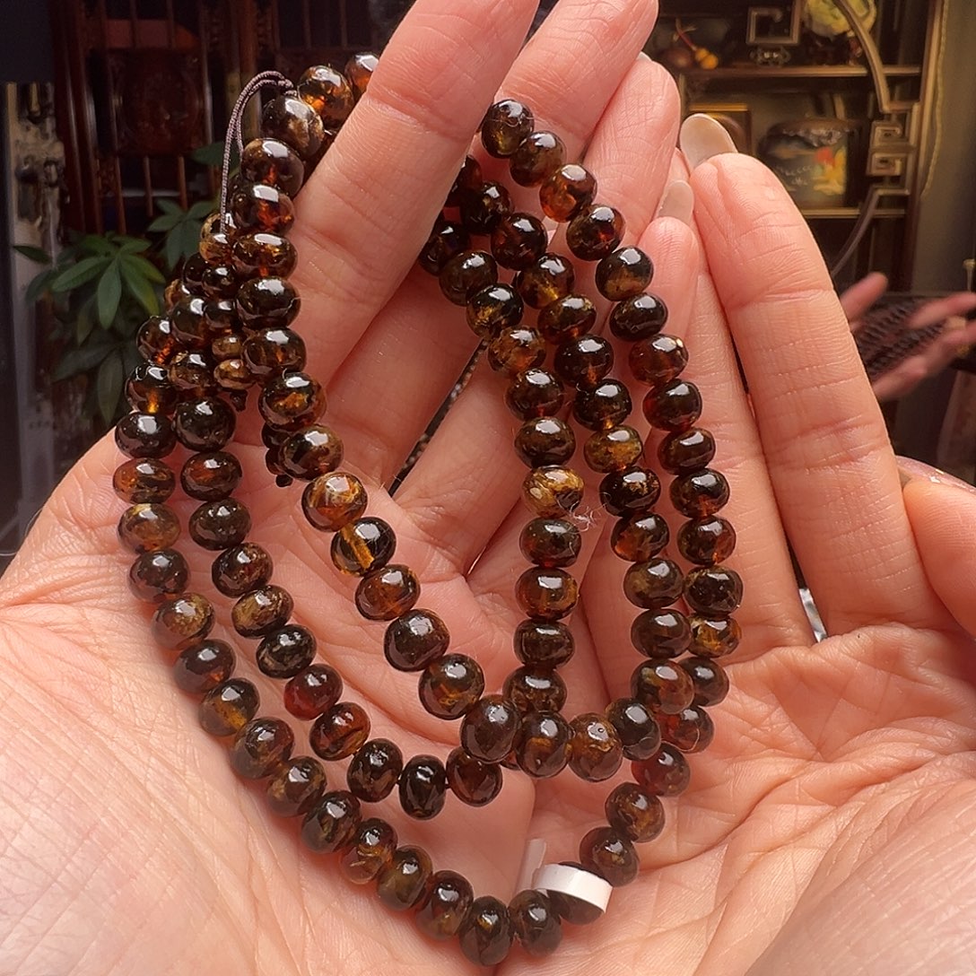 琥珀未镶嵌裸石抚顺琥珀20425-8七