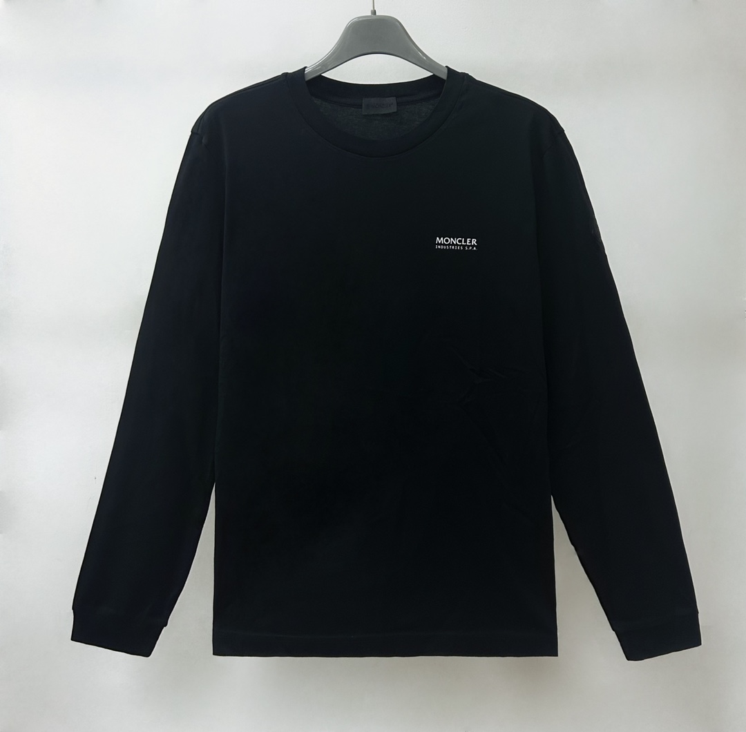 全新未使用 MONCLER 新款胸前小LOGO黑色休闲时尚卫衣 8D00005