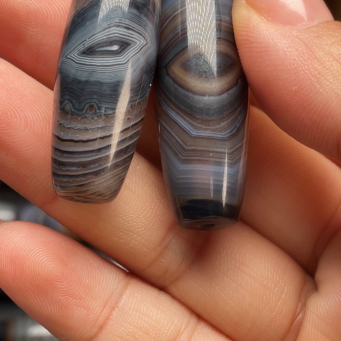 大***鳅玛瑙/玉髓未镶嵌颈饰