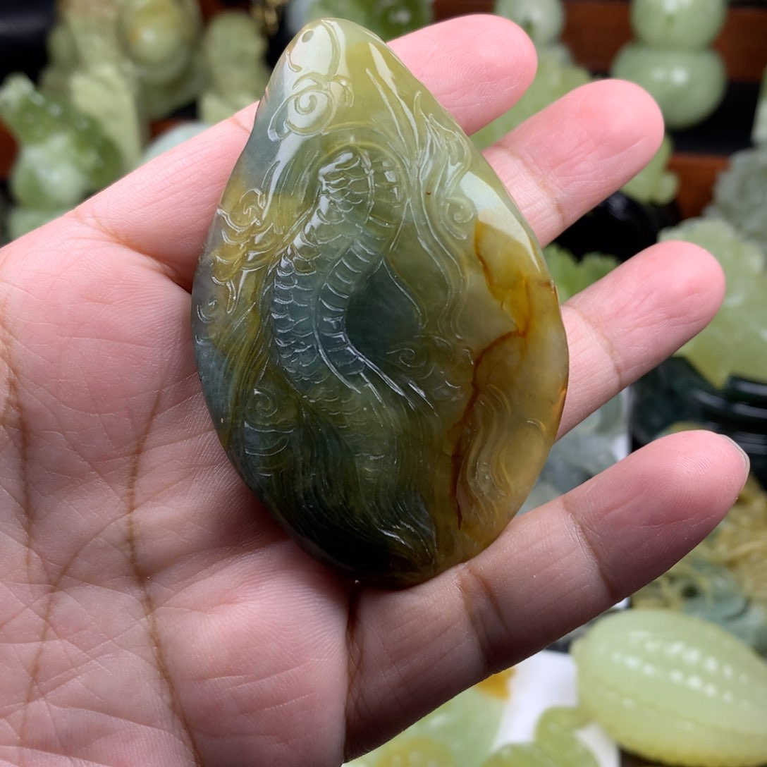 岫玉挂件吊坠未镶嵌鹤**元