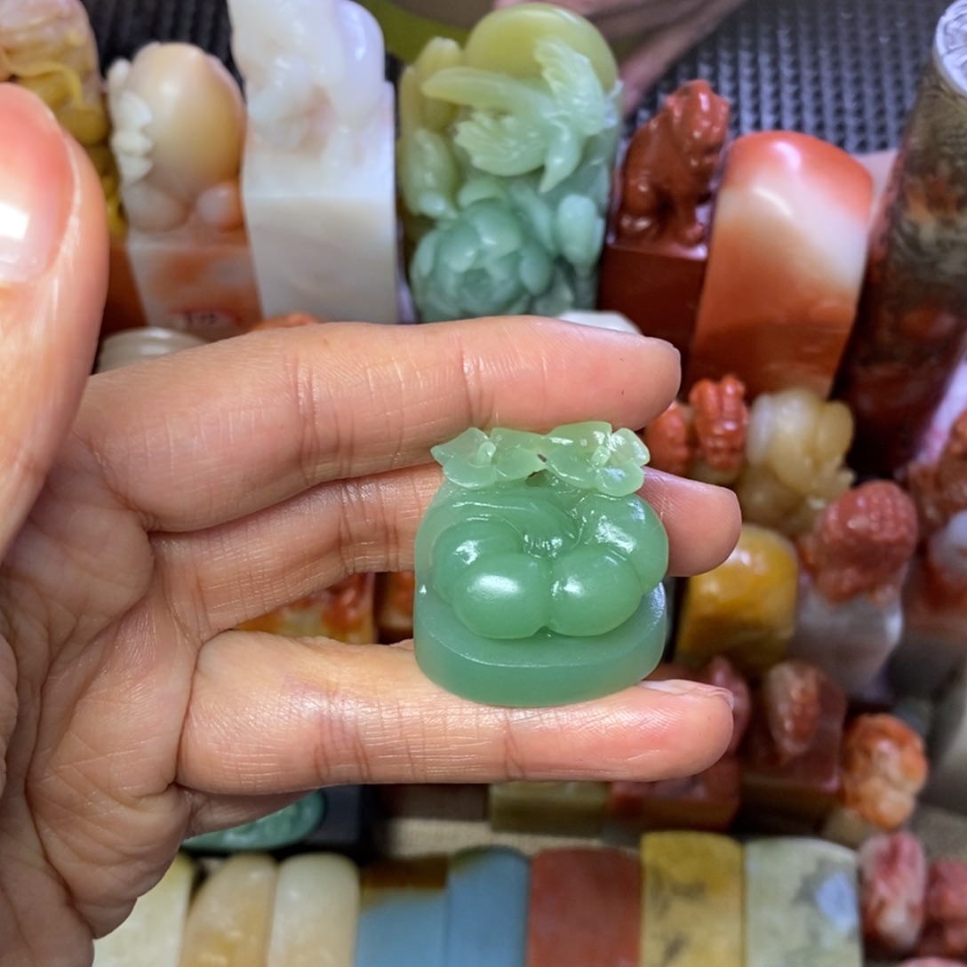 寿山石印石苹果绿