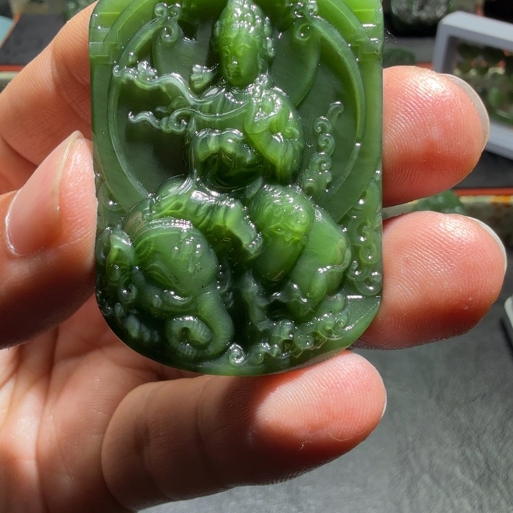 和田玉（碧玉）未镶嵌颈饰和田玉碧玉普贤菩萨