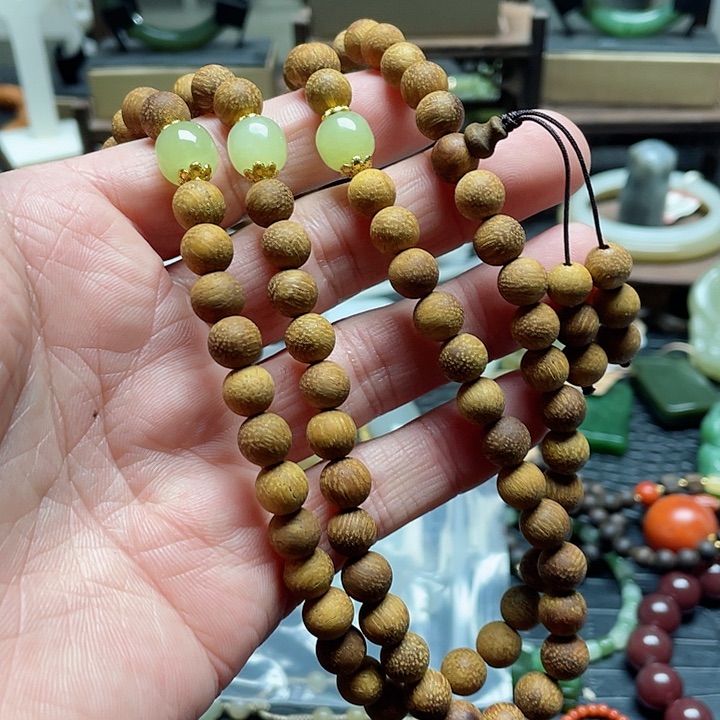 和田玉手串未镶嵌