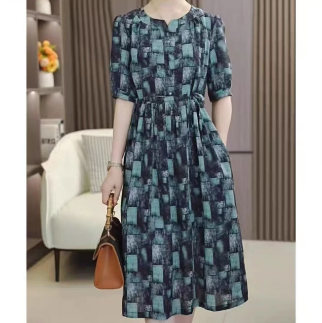 青格絮语75425复古风景印花V领连衣裙常规夏季中长款碎花
