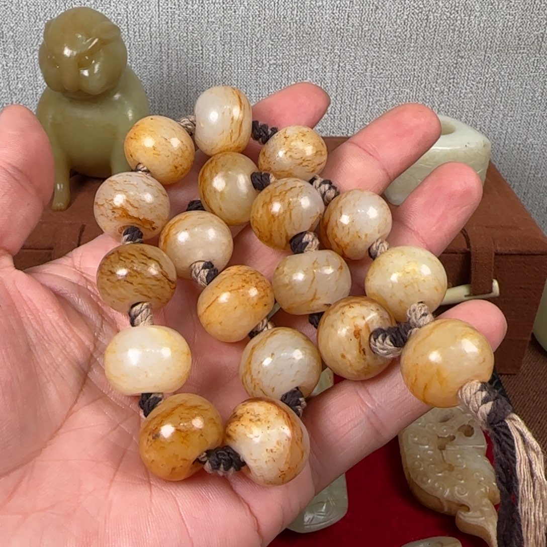 道***堂非常精美的脖挂件