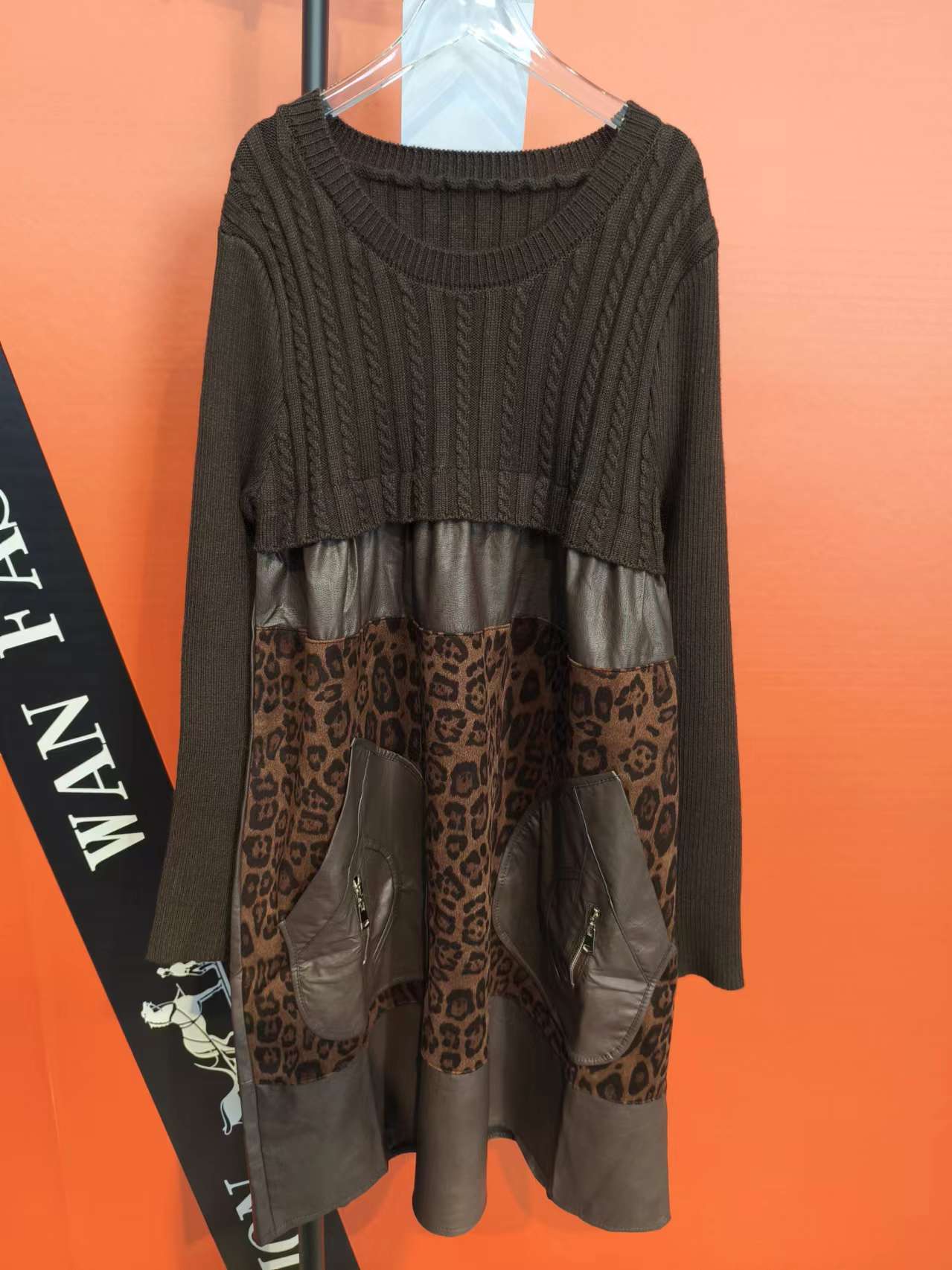 （200）湾湾奢品贵妇既视感显廋保暖时尚百搭连衣裙秋冬款