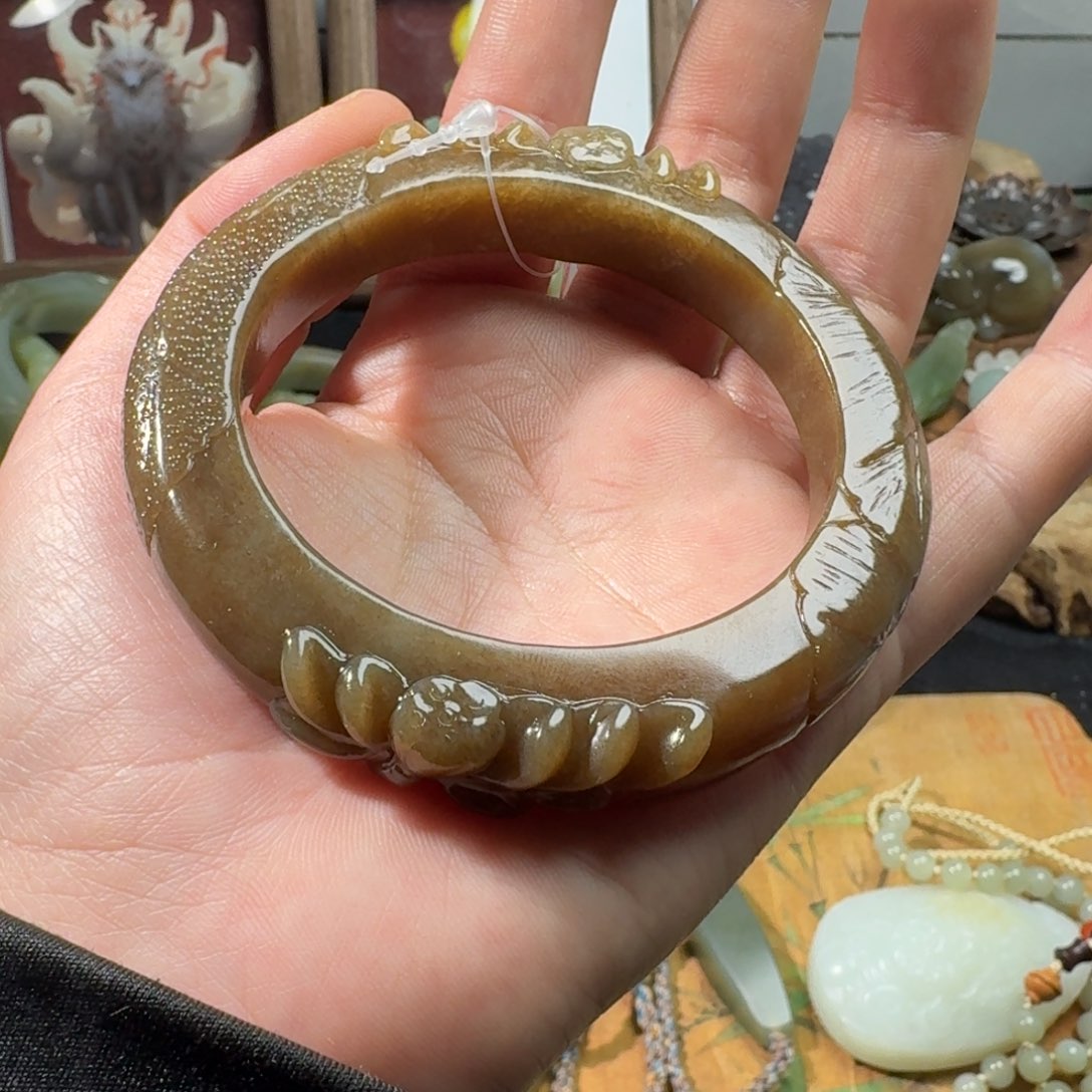 和田玉手镯59未镶嵌