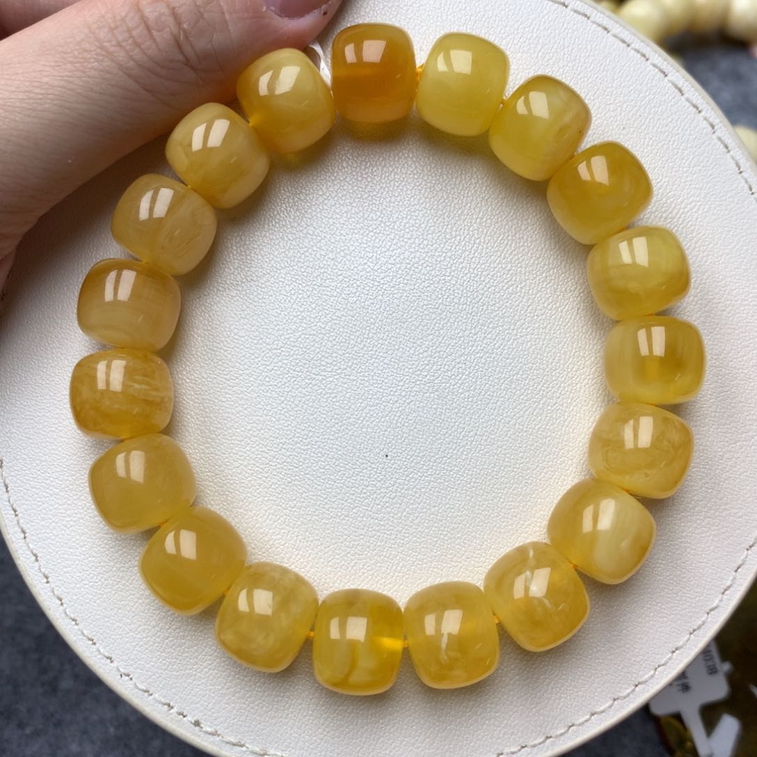 琥珀未镶嵌珠宝奇石28