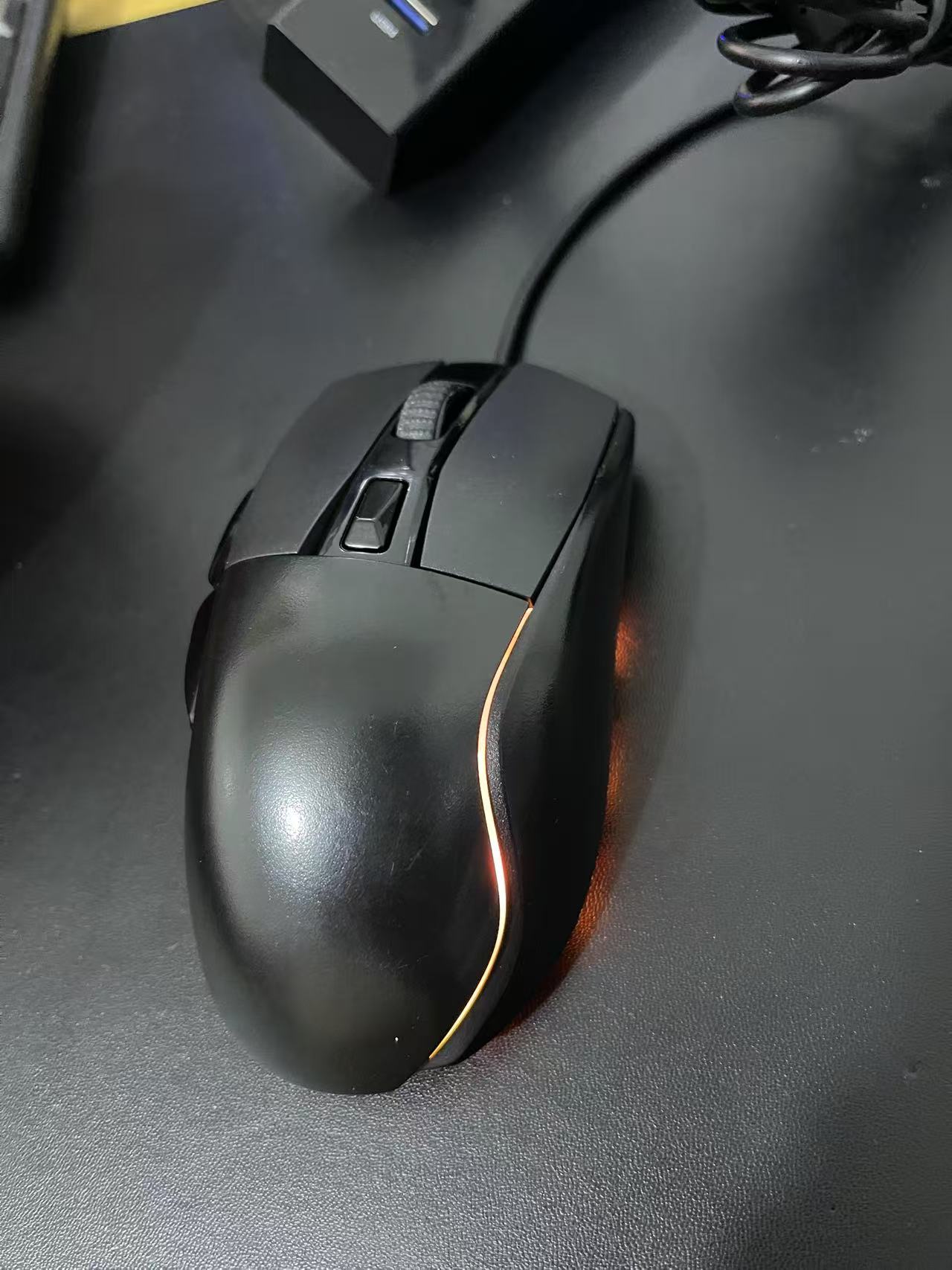 9新  二手 纯黑达尔优CM670电竞游戏机械鼠标