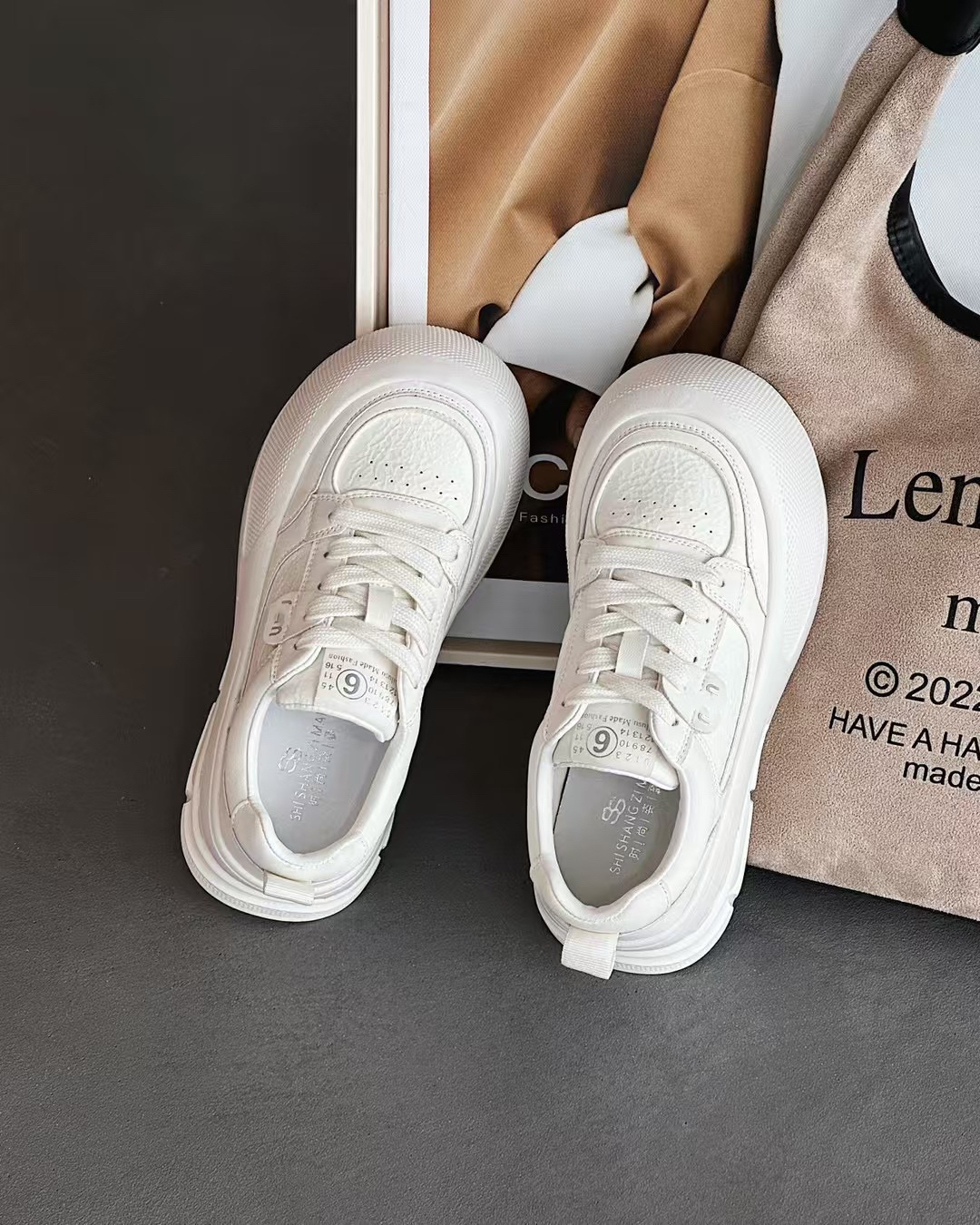 2515【偏爱】达思图【镇店之宝】厚底6CM大头小白鞋新款百搭休闲运动