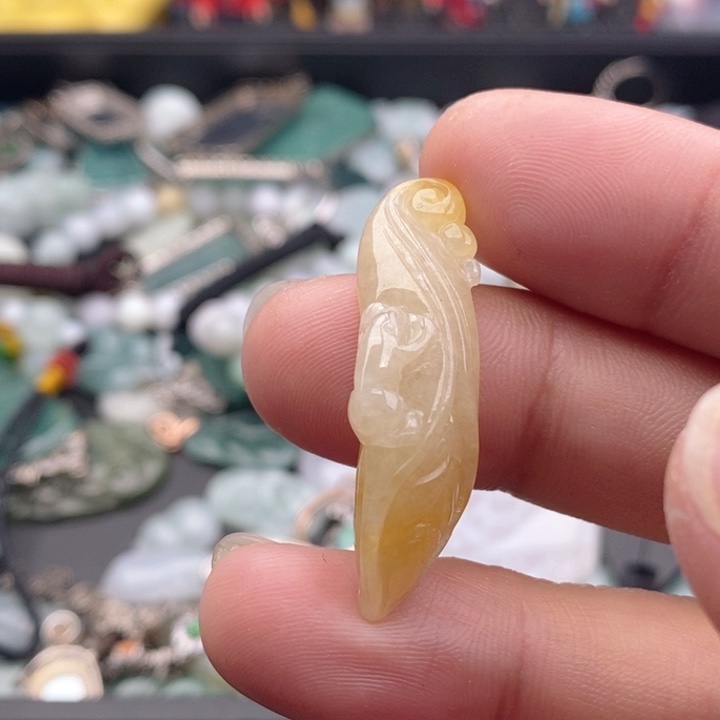 翡翠吊坠(不含链)未镶嵌