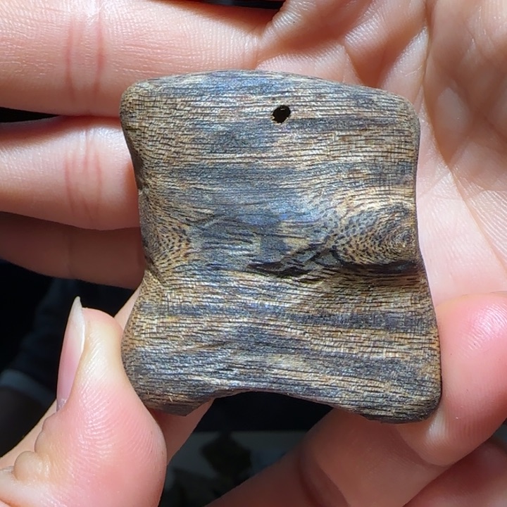 吊坠沉香蓝香沉水吊坠11.5克